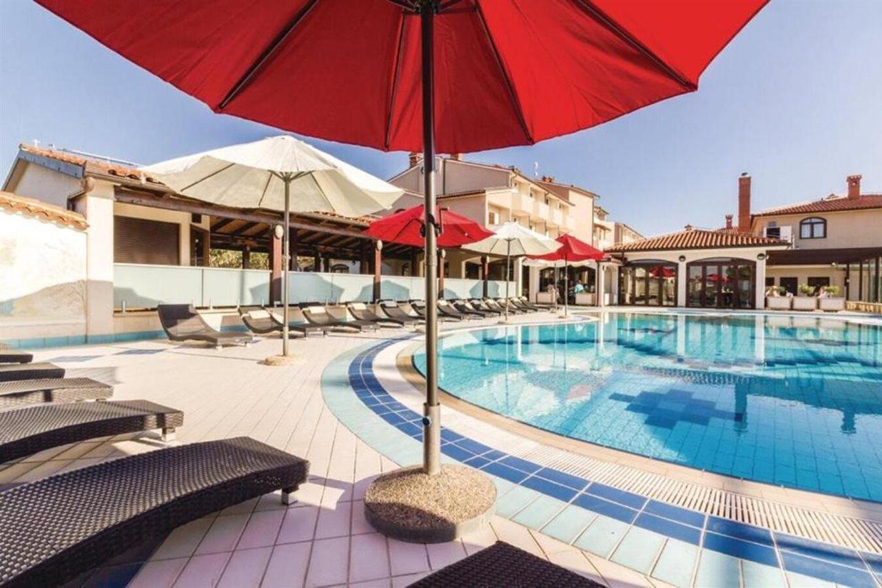 Hotel Villa Letan Fažana Exterior foto