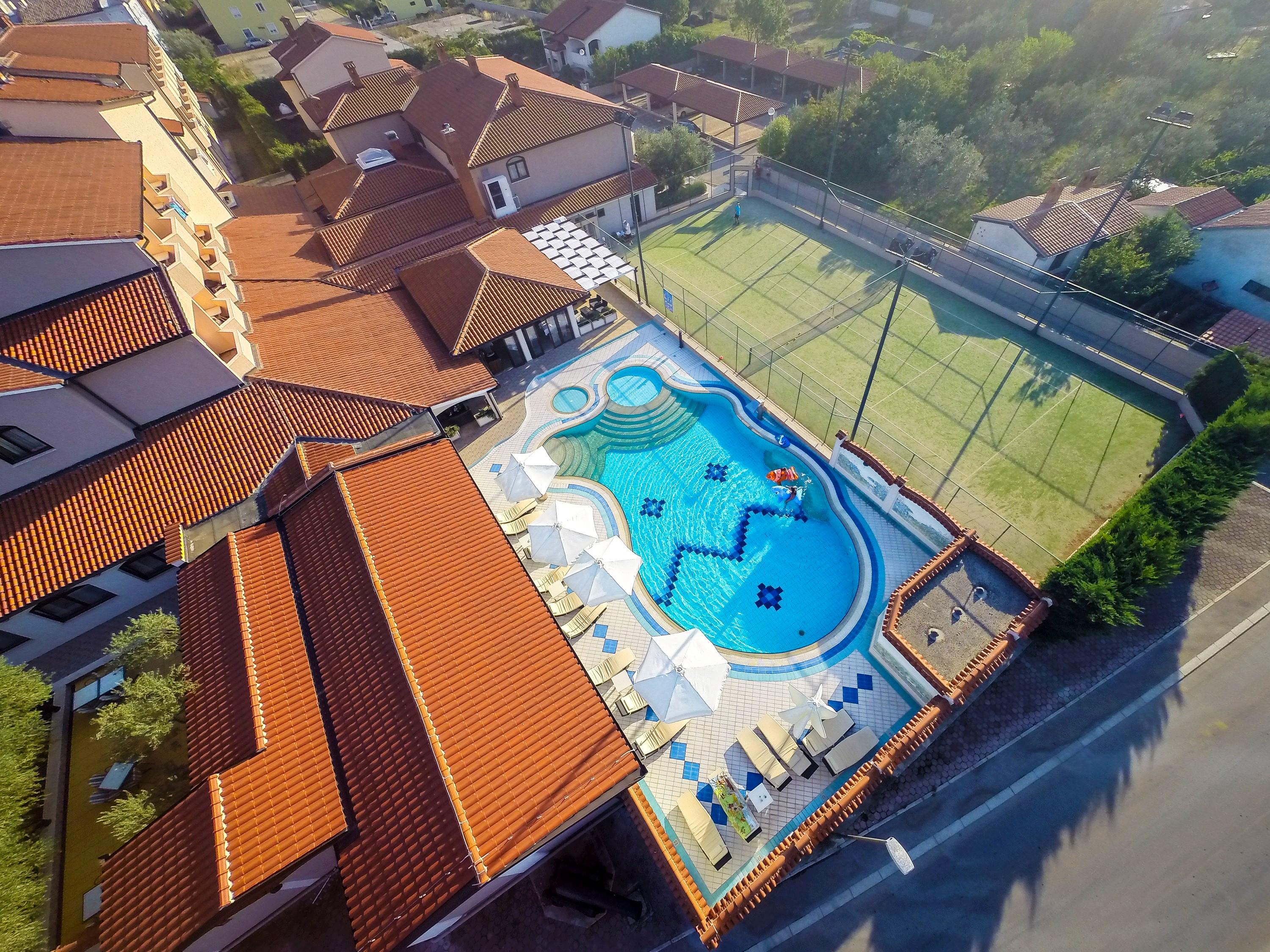 Hotel Villa Letan Fažana Exterior foto