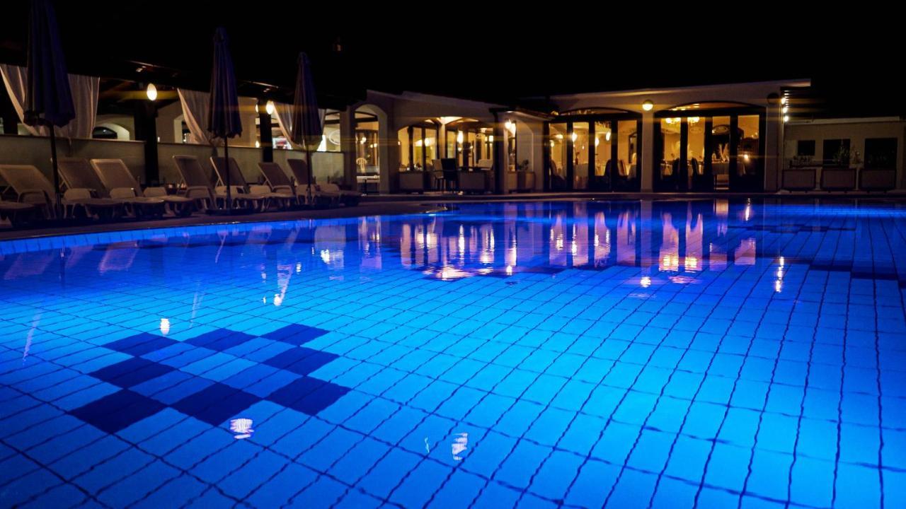 Hotel Villa Letan Fažana Exterior foto